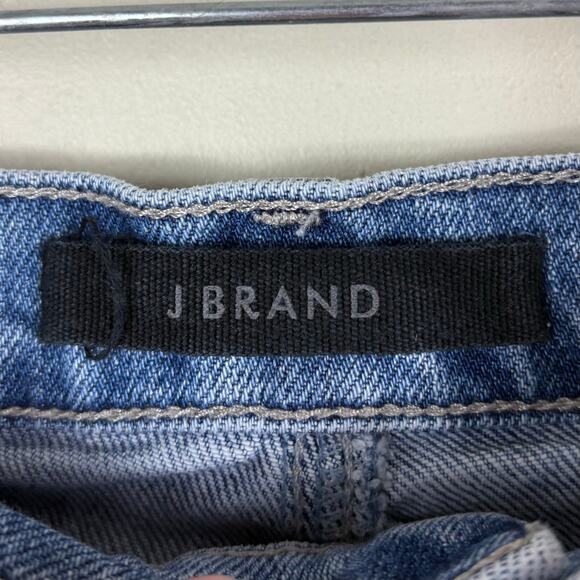 J Brand Rigid Frayed Cut Off Ultra High Rise Jules Denim Short in Chadron - Picture 9 of 12